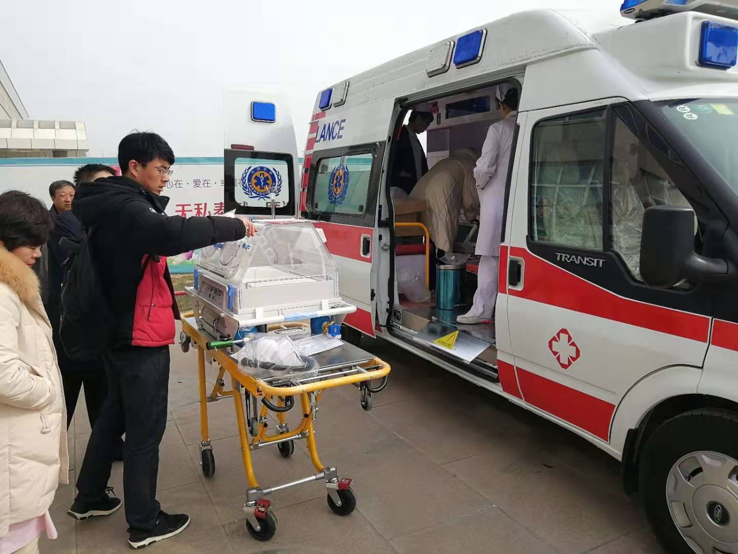 德宏救护车转院
