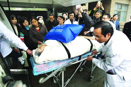 德宏成人监护型护送